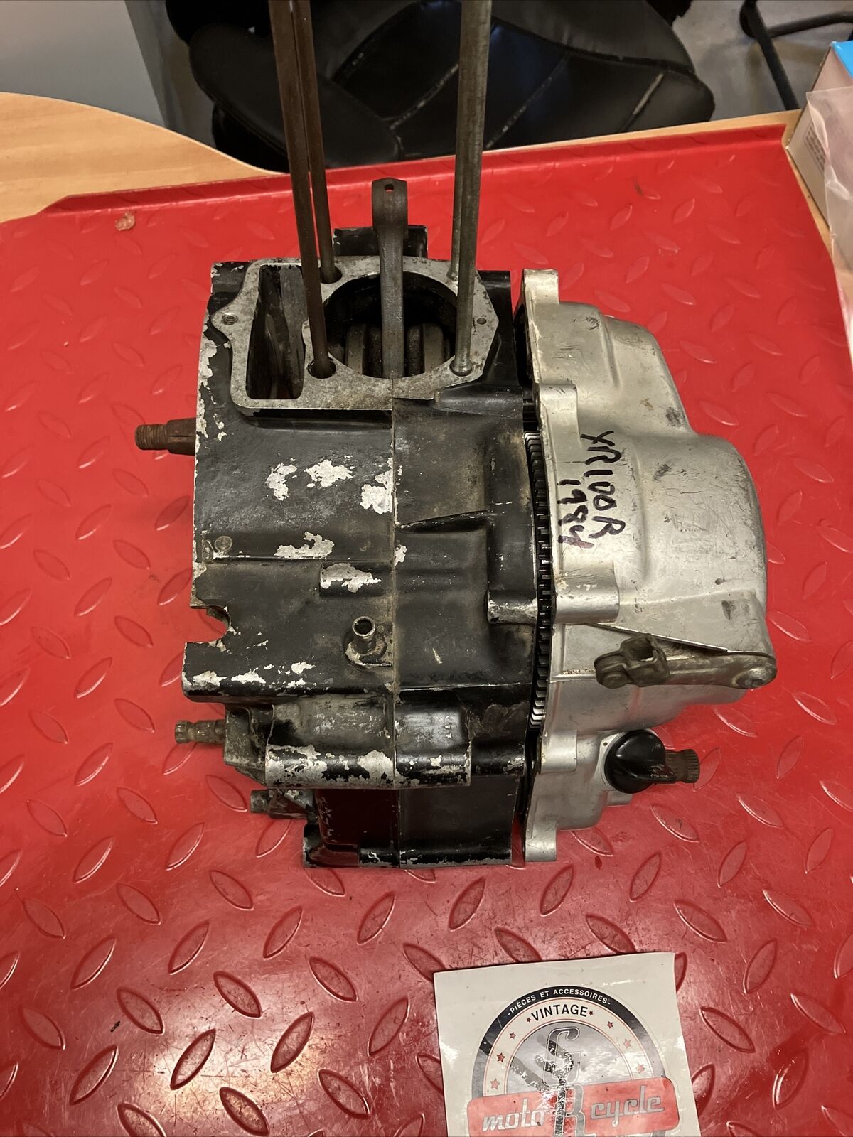 Honda XR100 1984 engine mottor bottom end crankcase crankshaft transmission