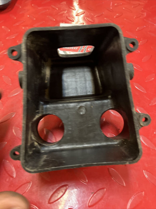 Yamaha RD400 1977 Airbox air box cleaner filter cleaner intake housing case 1976