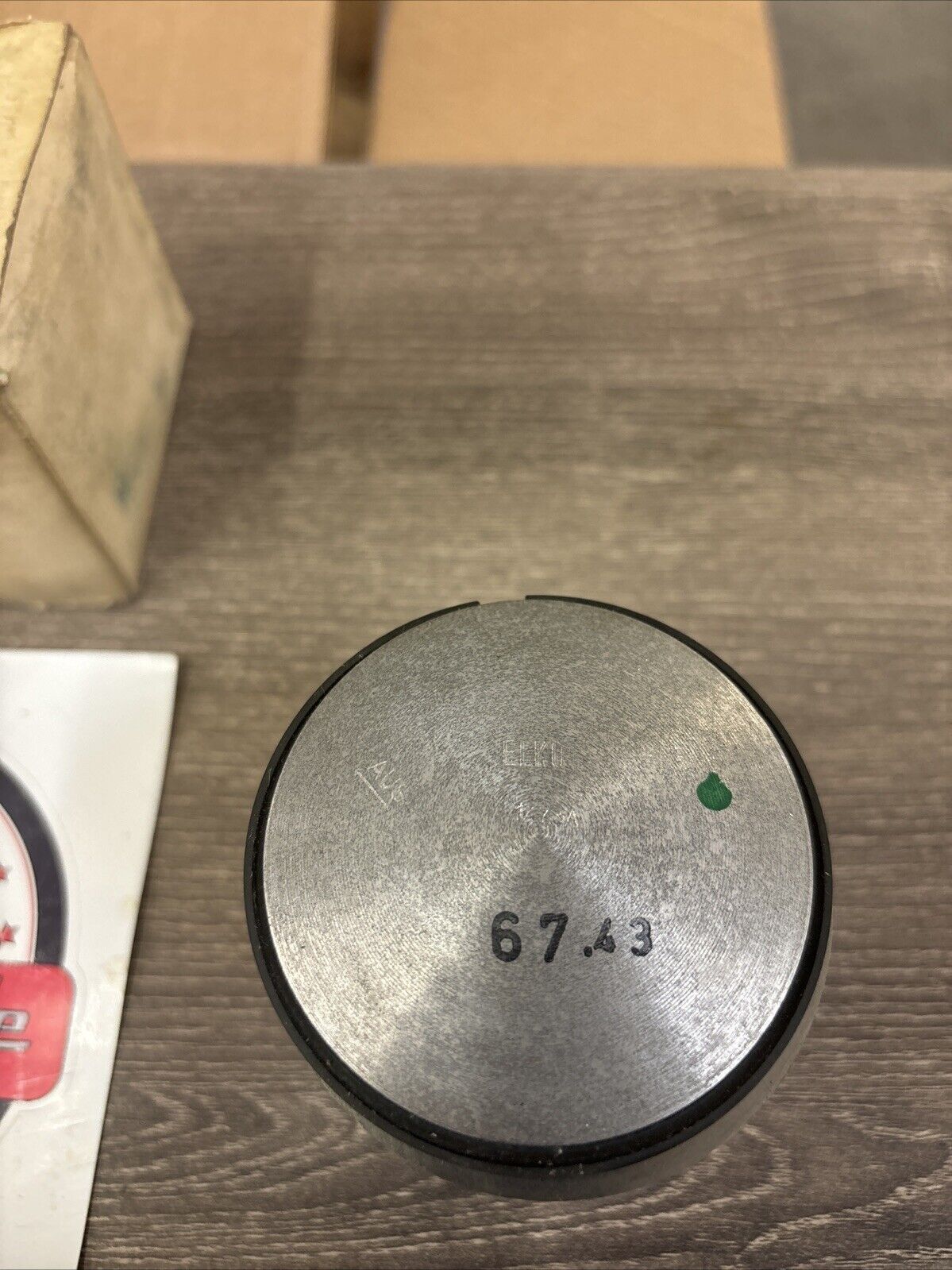 NOS BOMBARDIER SKIDOO TNT 440 RH PISTON STD 67.5MM 19525 J62