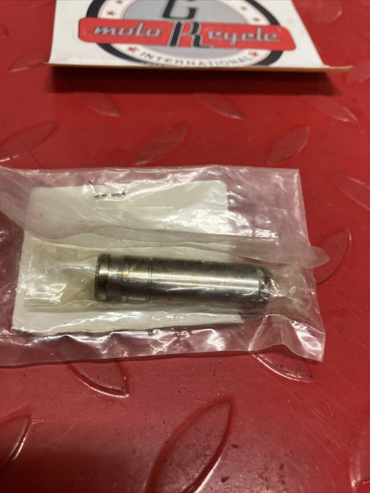 NOS KAWASAKI EXHAUST VALVE GUIDE 49002-1002 K15