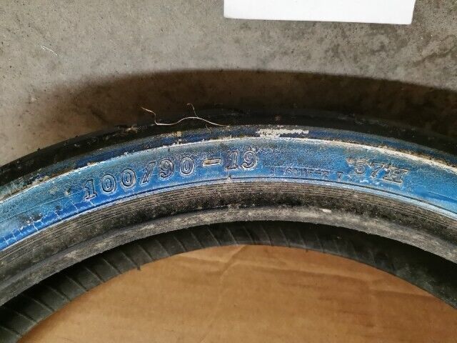 NOS MAXXIS CLASSIC 100/90-19 57H MOTORCYCLE FRONT TIRE WHITE WALL