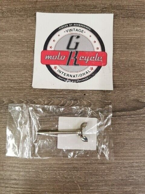 NOS SUZUKI DR250 1990 - 1993 DR250SE DR350 RM125 RM250 BOLT WING 13831-02B00 S51