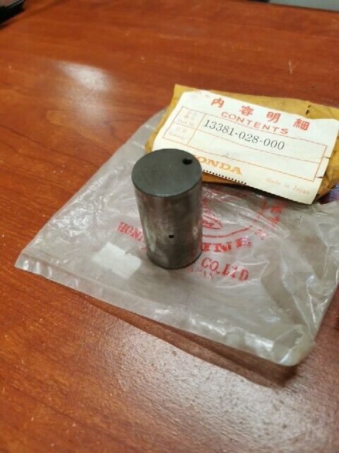 NOS Honda ATC110 C90 CT90 CRANK PIN 13381-028-000 SUB. 13381-121-761 H68