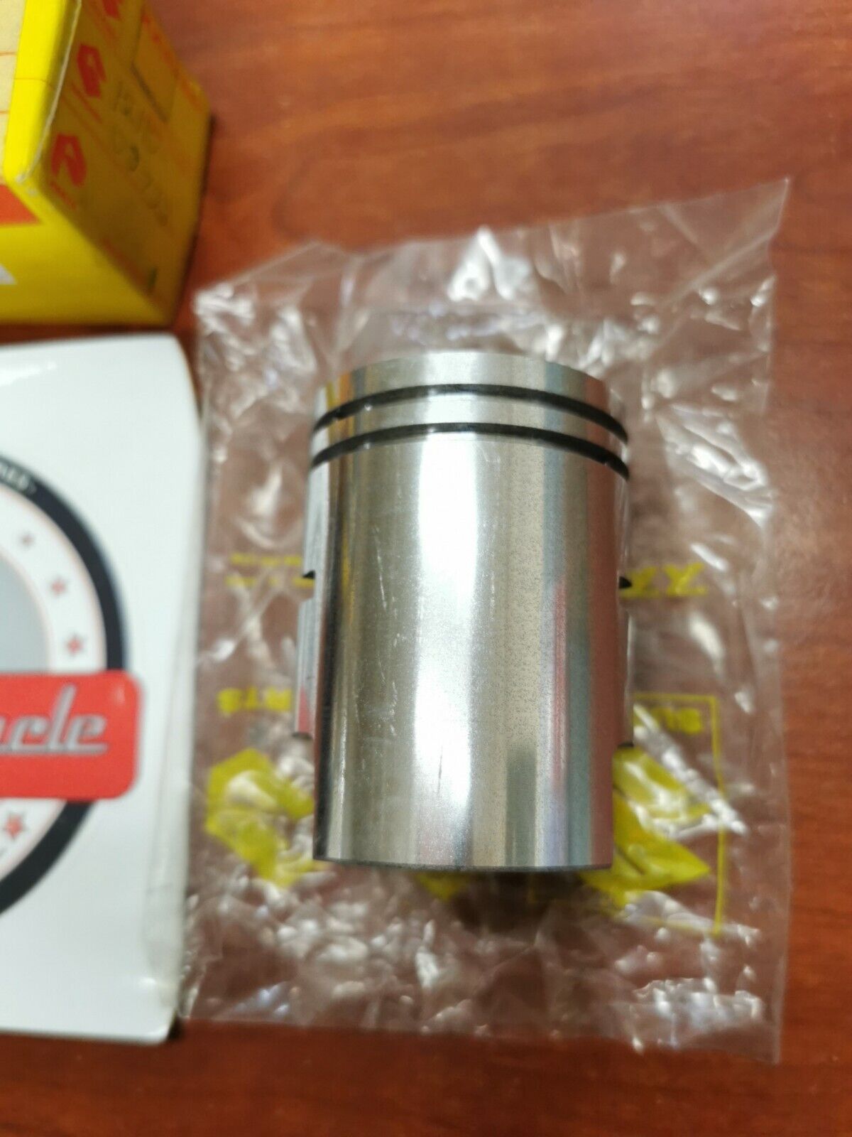 NOS Suzuki 1968 80K10 80K11 80K15 PISTON 1.0 12110-03710 S32
