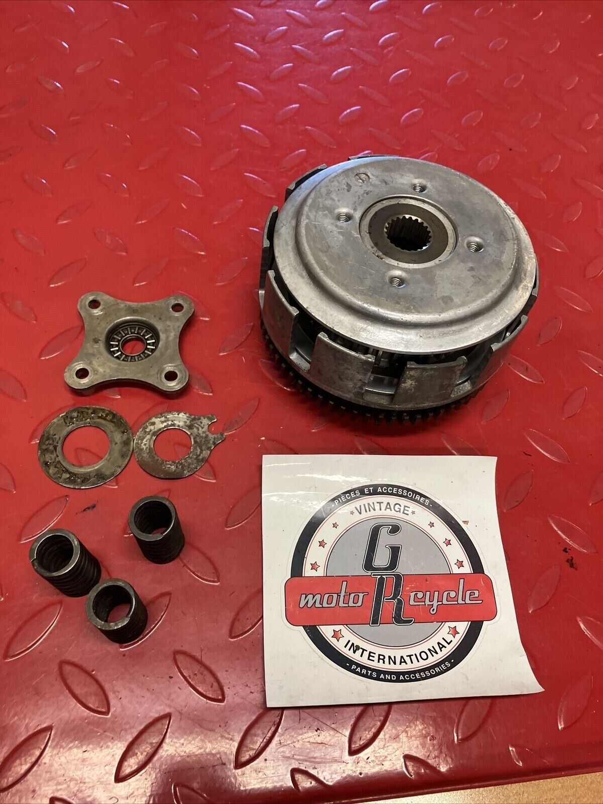 Honda XL350R 1986 clutch basket hub pressure plate assy