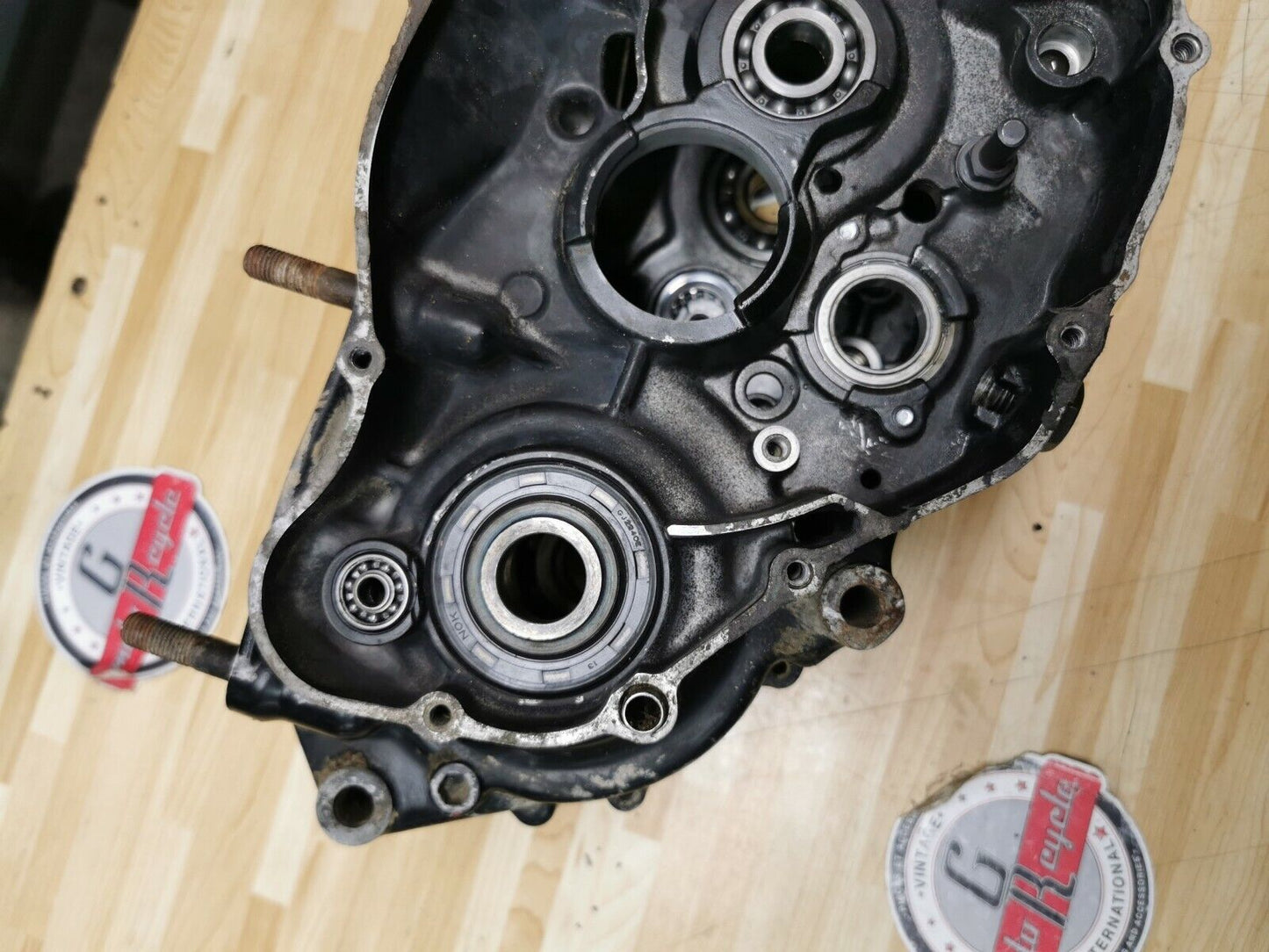 Honda CR250R 1982 Crankcase crank case left right