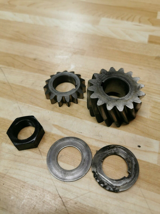 Suzuki DR100 1985 primary and oil pump drive gear 16321-05201