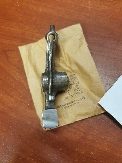 NOS Yamaha TX650 XS1 XS2 XS650 VALVE ROCKER ARM 306-12151-00-00 Y134