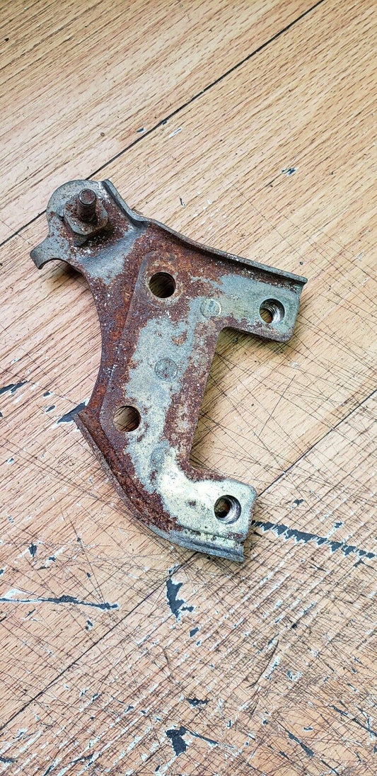 Yamaha IT200 1986 igntion coil bracket plate mounting hanger