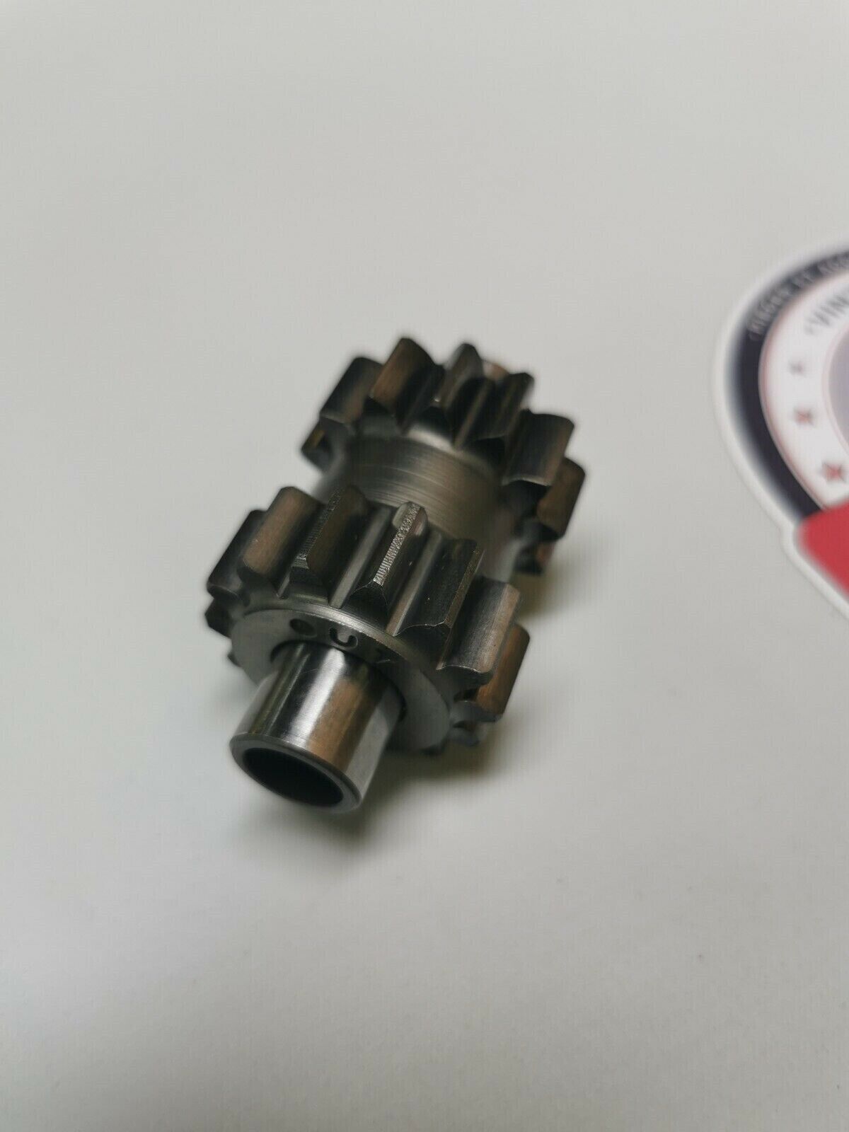 Honda XR650L 2001 starter idle gear shaft 28233-MAN-690