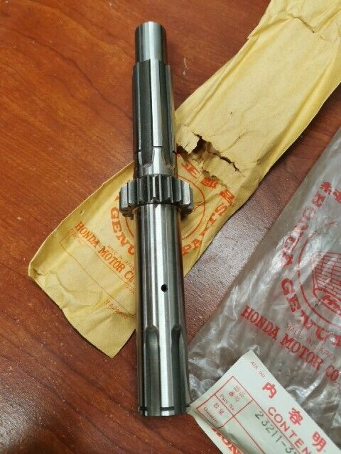 NOS Honda SL350 K1 K2 TRANSMISSION MAINSHAFT (17T) 23211-312-040 H98
