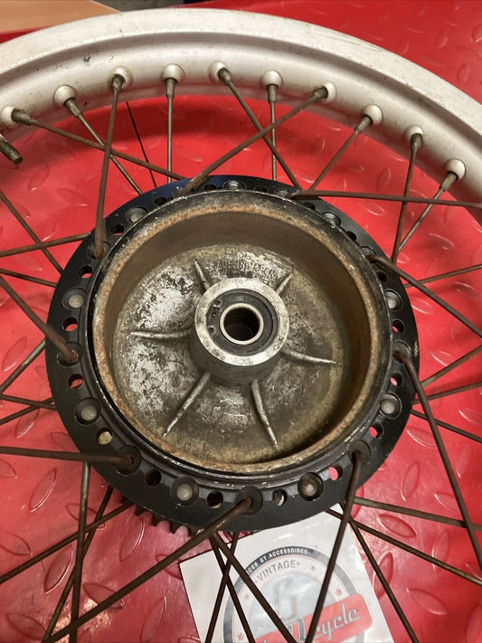 Kawasaki KX125 1980 rear wheel hub rim KDX175 KLX250 18x1.85