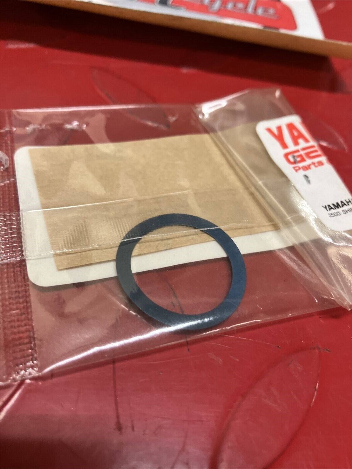 NOS YAMAHA VALVE SPRING 26H-2319M-00-00 Y63