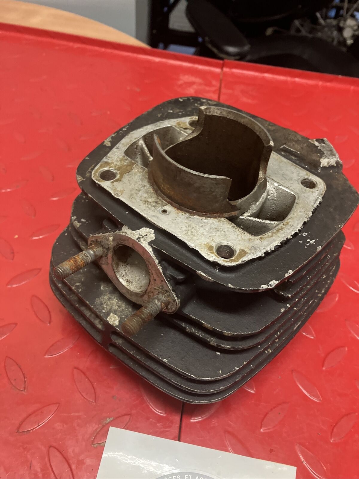 Suzuki TS125 1977 cylinder jug barrel