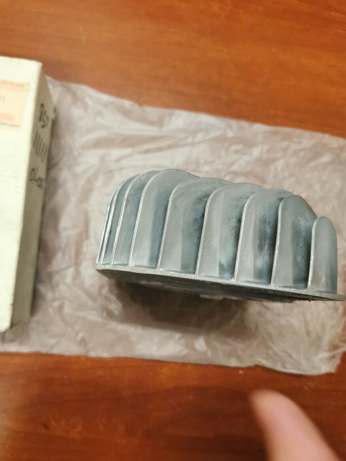 NOS Yamaha 1989 1990 ET400 CYLINDER HEAD 1 85T-11111-01-00 Y87