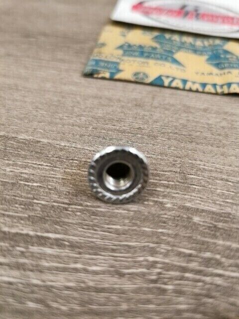 NOS YAMAHA TX500 1973 TX500A 1974 XS500B 1975 NUT CROWN 90176-08011-00 Y151