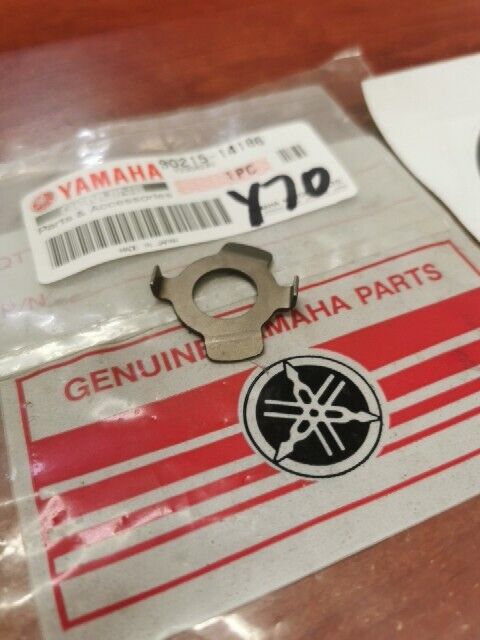NEW NOS Yamaha LOCK WASHER 90215-14186-00 SUB. 90215-14224-00 Y70