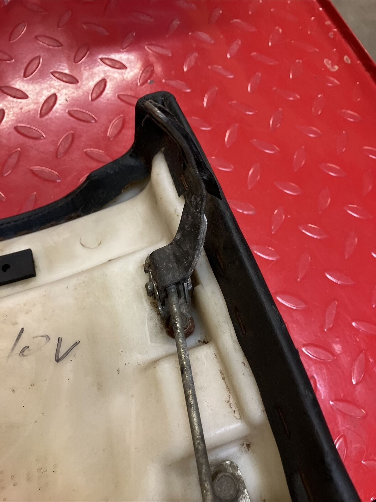 Yamaha DT125LC 10V seat saddle ORIGINAL COVER