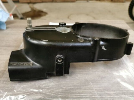 NOS Yamaha CS5 RD200 1974 - 1976 CRANKCASE COVER ASSY 337-15410-00-00 Y137