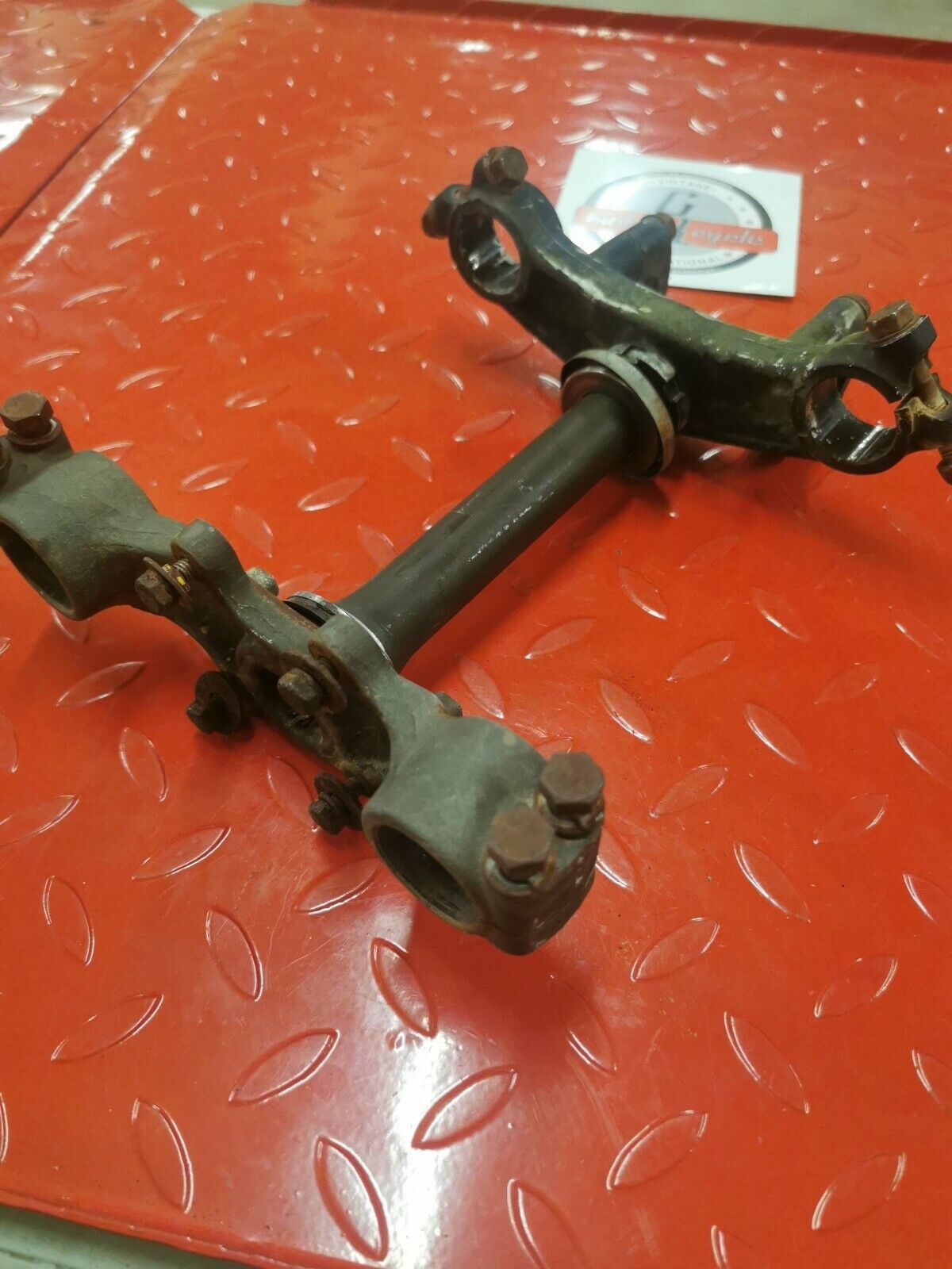 Yamaha YZ80 1981 steering stem triple tree clamp crown 3R1-23340-00-90