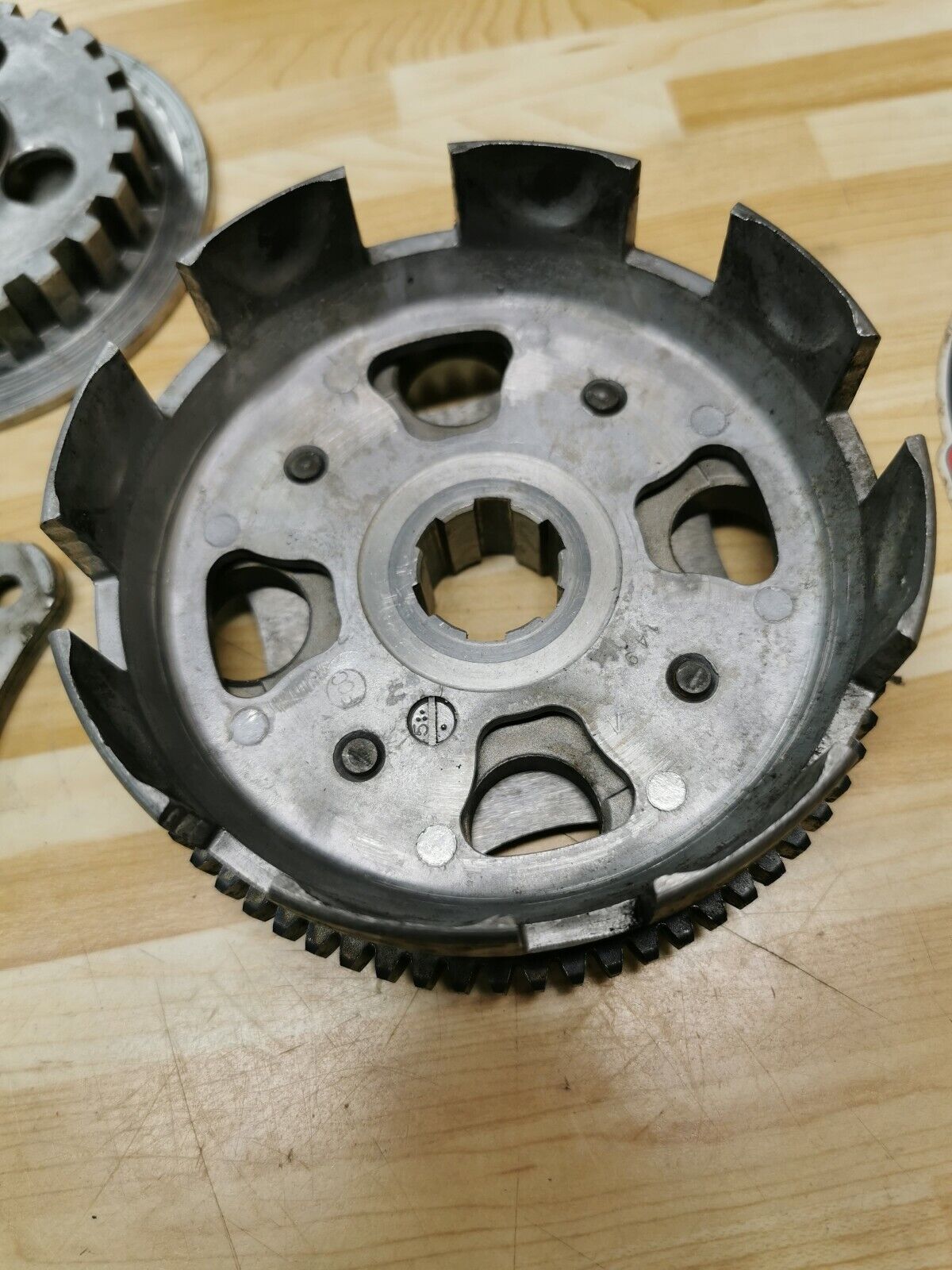 Honda XR80 1983 clutch basket hub pressure plate 22100-149-000 22121-115-010