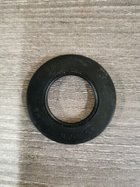 NOS SUZUKI AN650 DR500R DR600R DR650RS LTF400F SEAL OIL 25X45X5 09283-25076 S52
