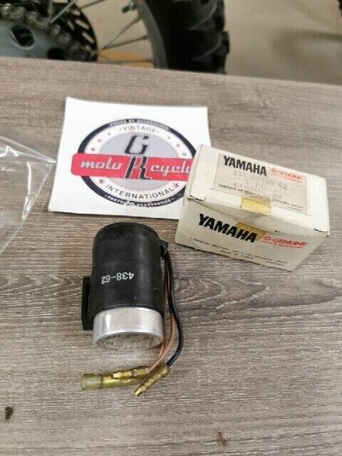 NOS YAMAHA DT175B XT500C XT500D DT360A DT175C FLASHER RELAY 438-83350-62-00 Y114