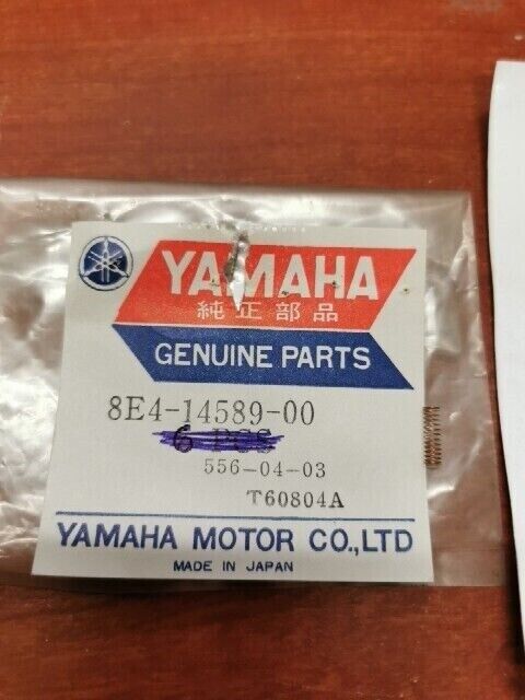 NOS Yamaha 1977 GP440 SPRING 8E4-14589-00-00 Y126