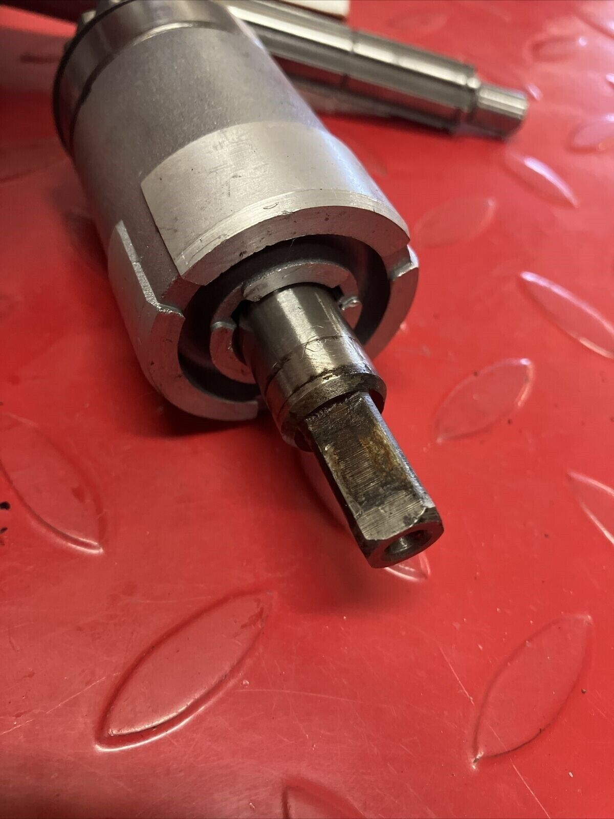 Yamaha MJ50 1982 Towny Drive driven shaft pinion transmission main axle LC50