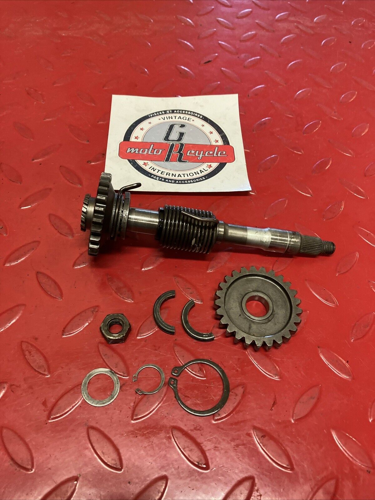 Yamaha YZ125 1983 Kickstarter Kick starter shaft spindle gear 1982 1984 1985
