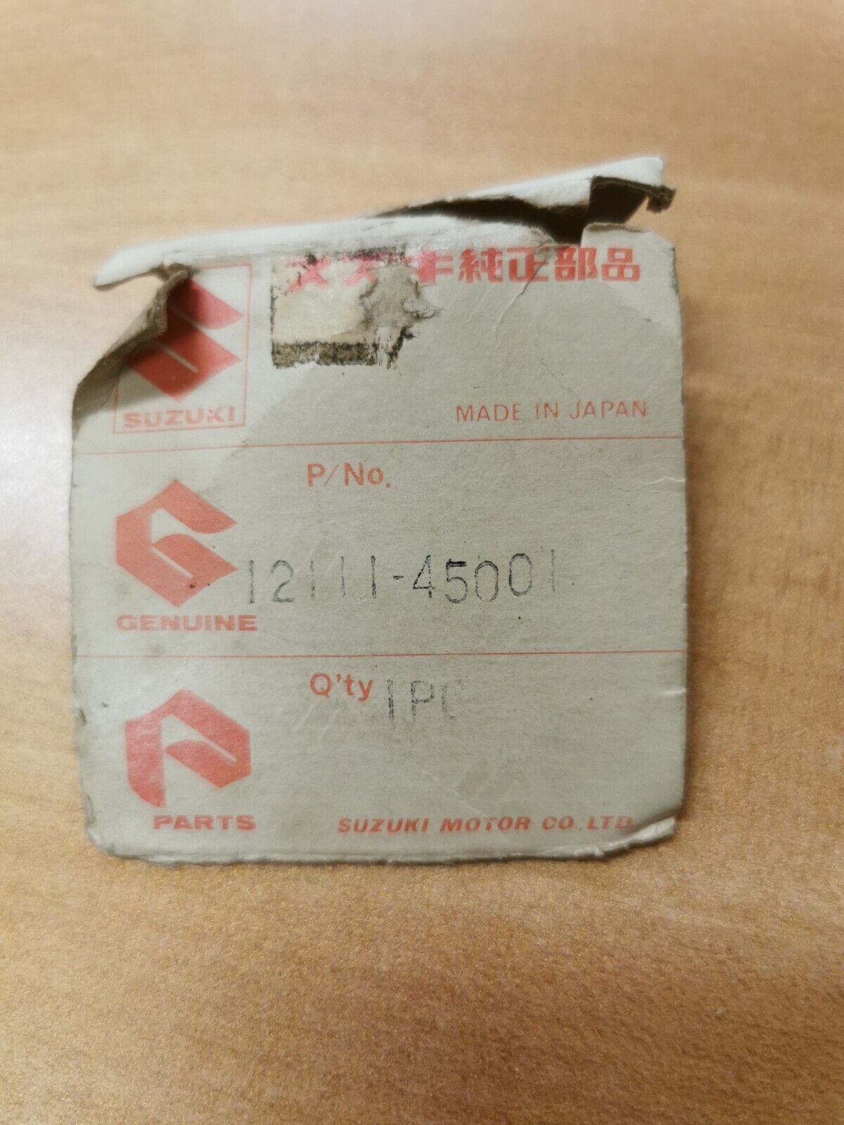 NOS SUZUKI GS750 77 78 79 PISTON STD 12111-45001 Superseded by 12111-45002 S7