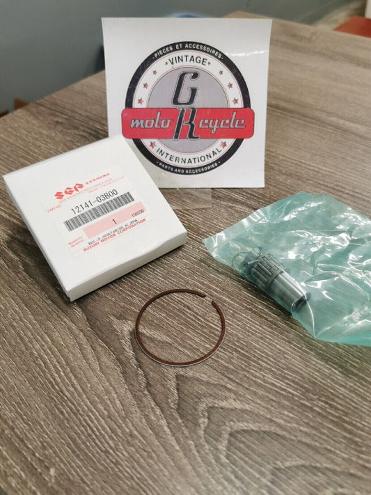 NOS SUZUKI RM85 2003 - 23  PISTON RING SET AND PIN   NO PISTON  12141-03B00  S11
