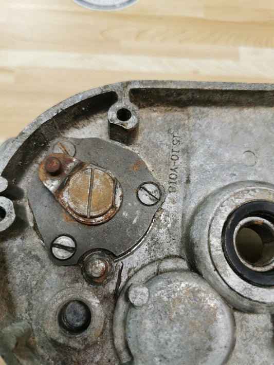 Bultaco right crankcase 15.10-y018 15010-yz018 crank case