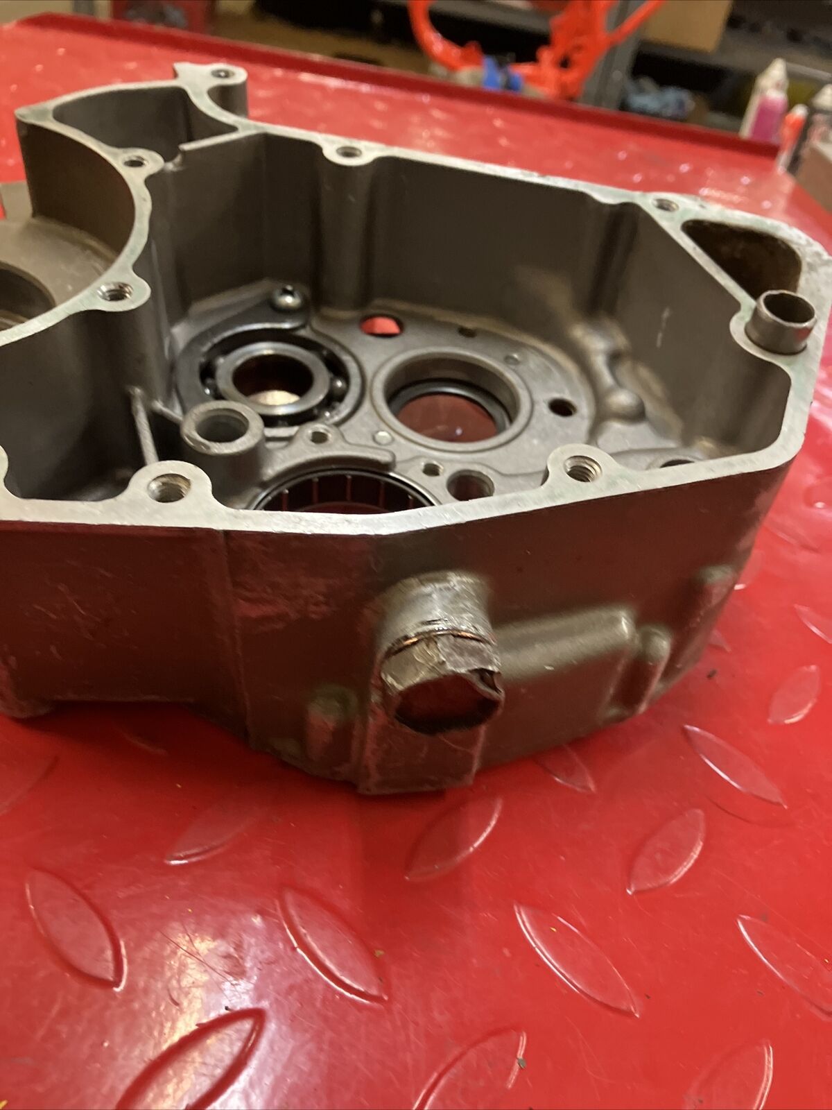 Suzuki RM125 1985 right crankcase crank case