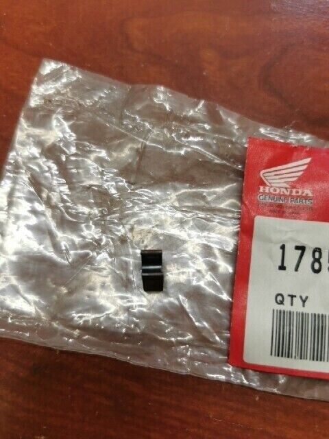 NOS Honda M CLIP 17851-729-003 H90