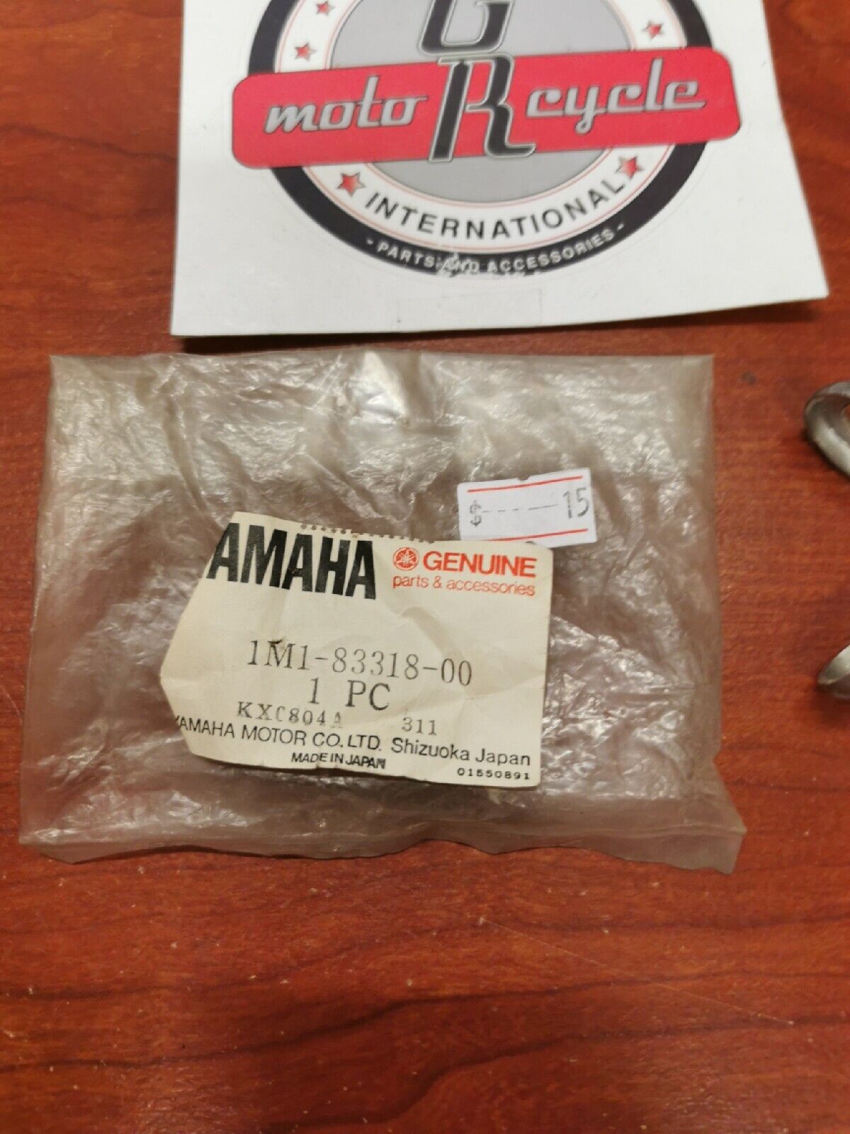 NEW NOS Yamaha FLASHER STAY 1M1-83318-00-00 Y70