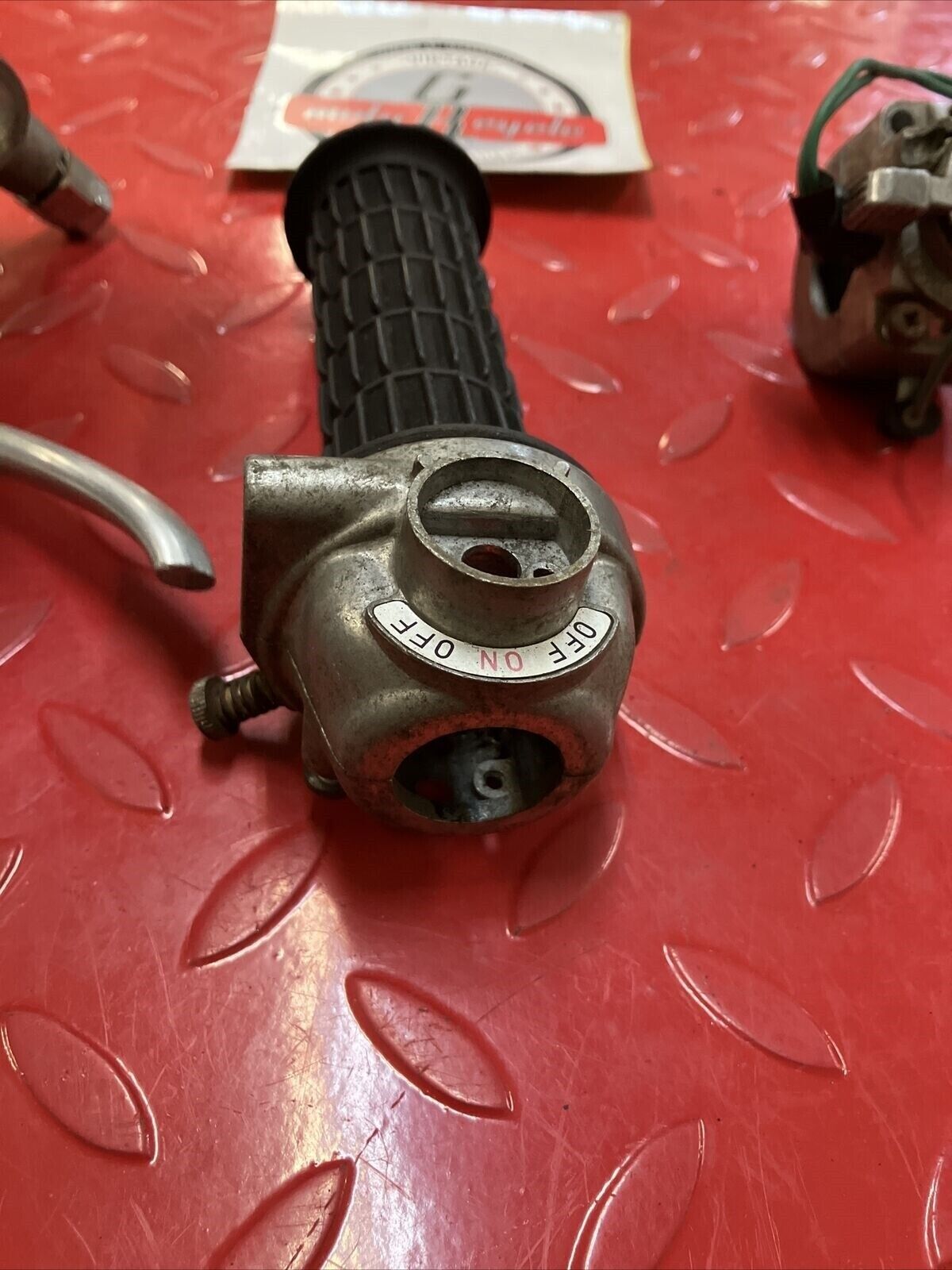 Kawasaki G5 1972 handle switch left right clutch brake lever 46091-019 46019-020