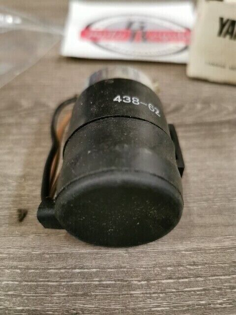 NOS YAMAHA DT175B XT500C XT500D DT360A DT175C FLASHER RELAY 438-83350-62-00 Y114