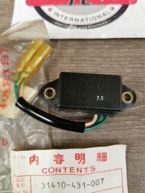 NOS HONDA GL1000 1978 1979 REGULATOR 7V 31410-431-007 H77