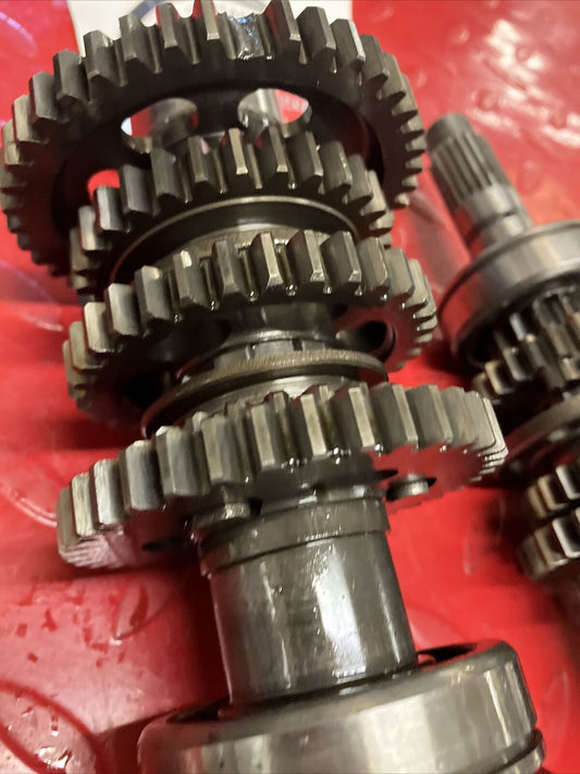 Honda XL250R 1982 transmission mainshaft countershaft shaft gear 1983
