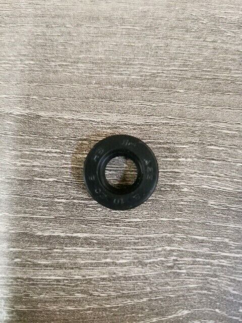 NOS SUZUKI DR100 DR125 DR200 DR500S DR600R GN125E OIL SEAL 09282-10007 S41