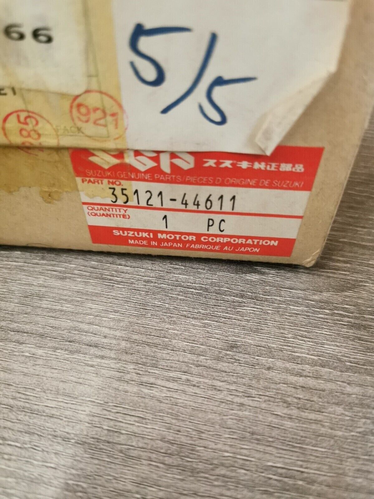 NOS SUZUKI GS400 GS450 LAMP 35121-44611 S22