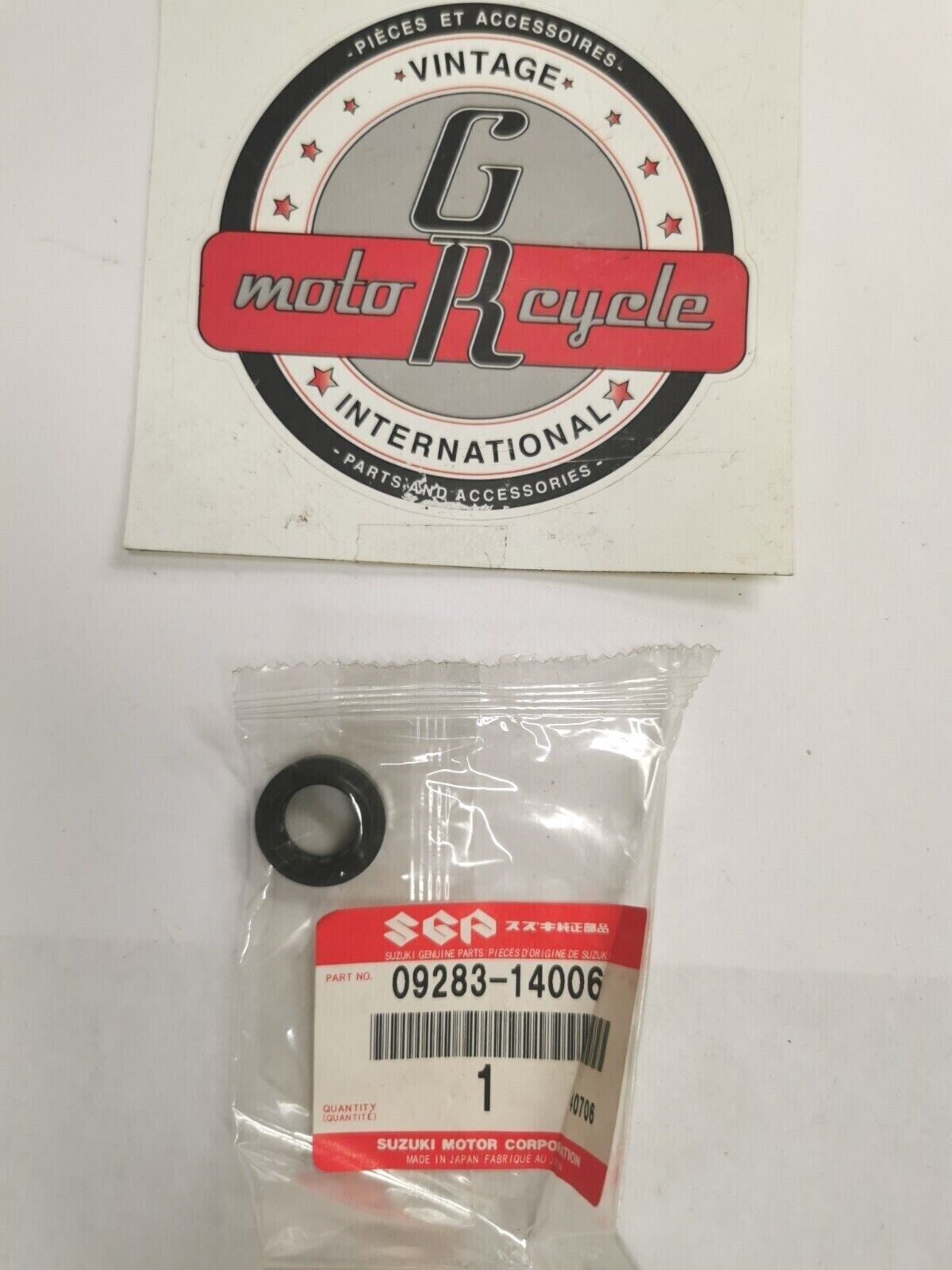NEW NOS SUZUKI LTA500 OIL SEAL 09283-14006 S29