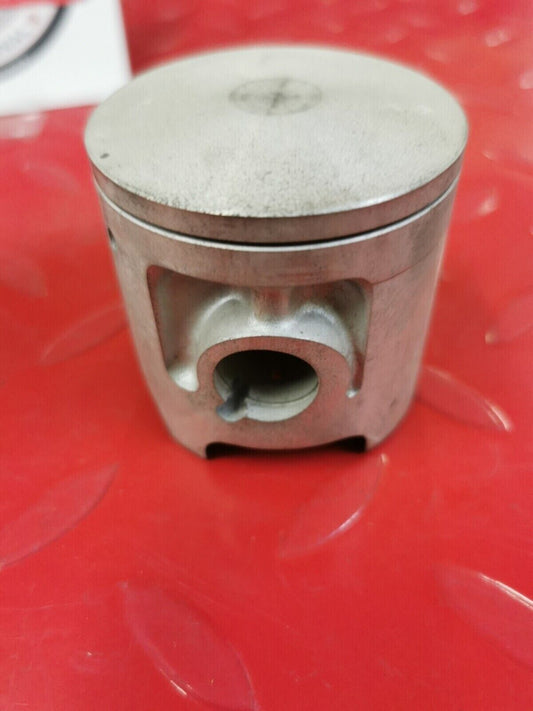 NOS YAMAHA YZ125 1982 PISTON 1 O/S 0.25 5X4-11635-00-00 Y50