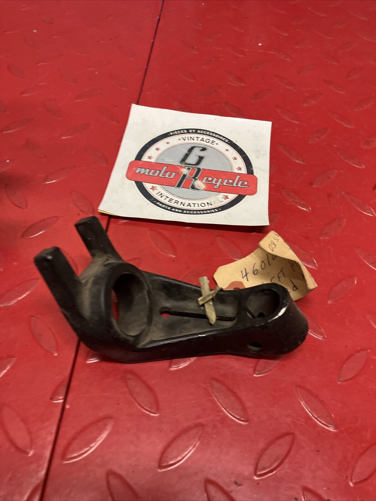 Kawasaki GPZ 550 750 1100 ZX550 ZX750 ZX1100 Left handlebar holder clamp U3