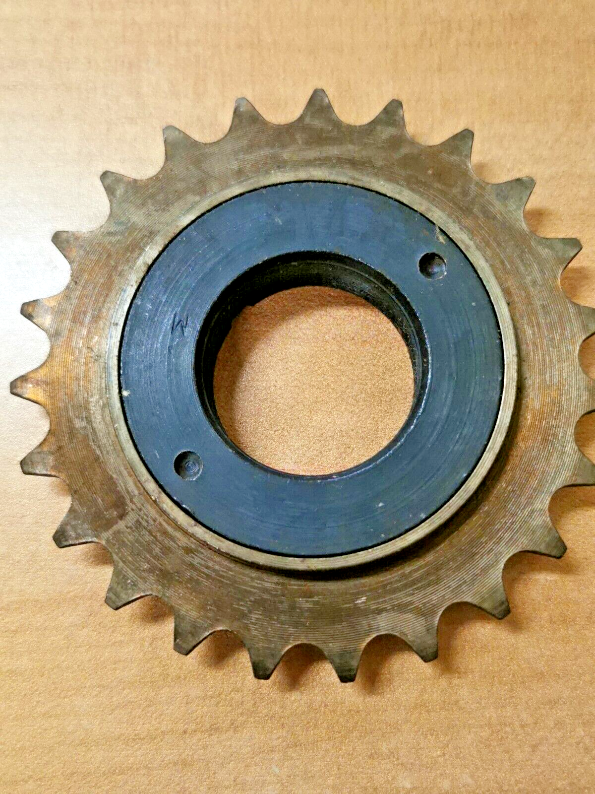 NOS BOMBARDIER PUCH MAXI FREEWHEEL SPROCKET 23 T  P1