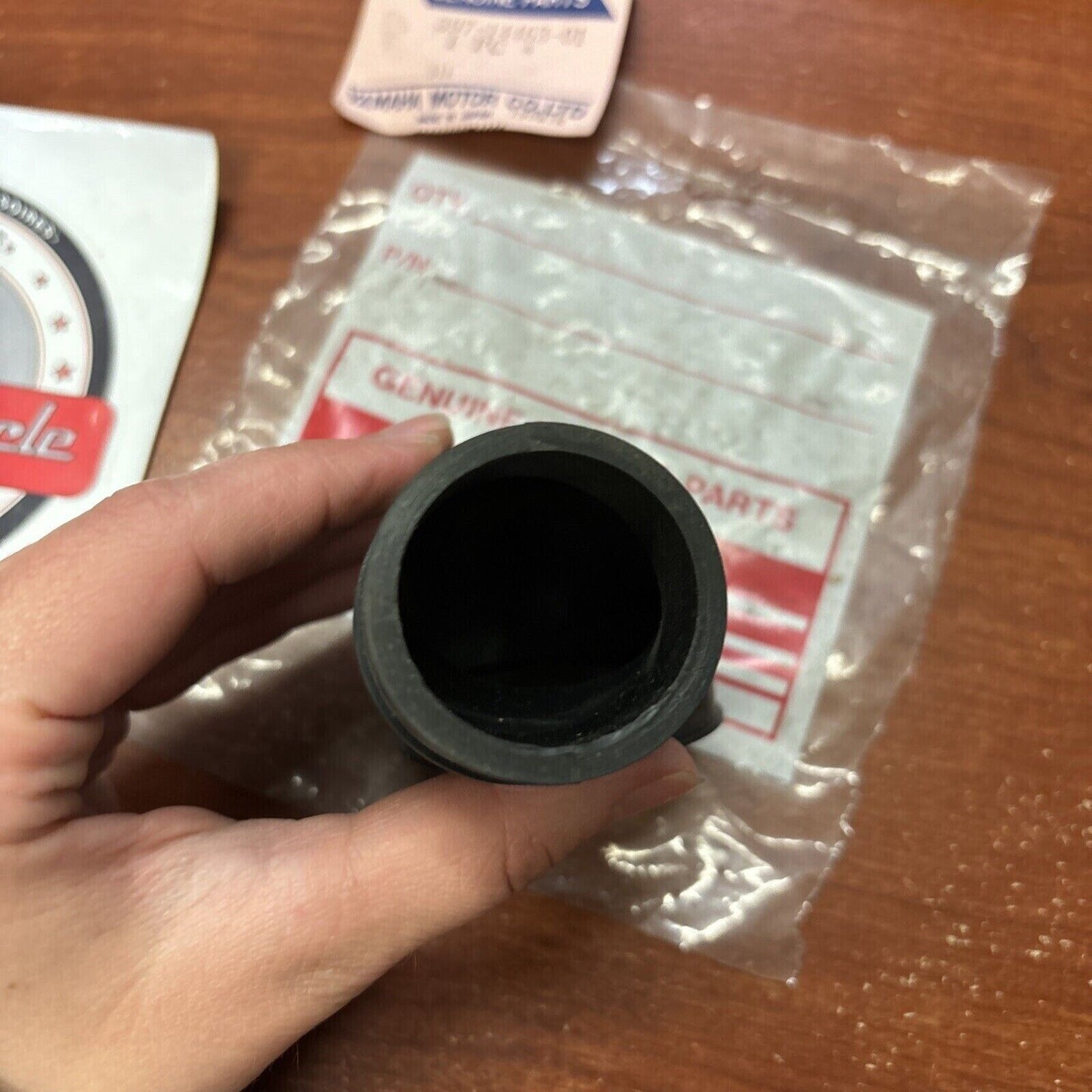 NOS Yamaha 1974 - 1976 RD200 AIR CLEANER JOINT 397-14463-01-00 Y172