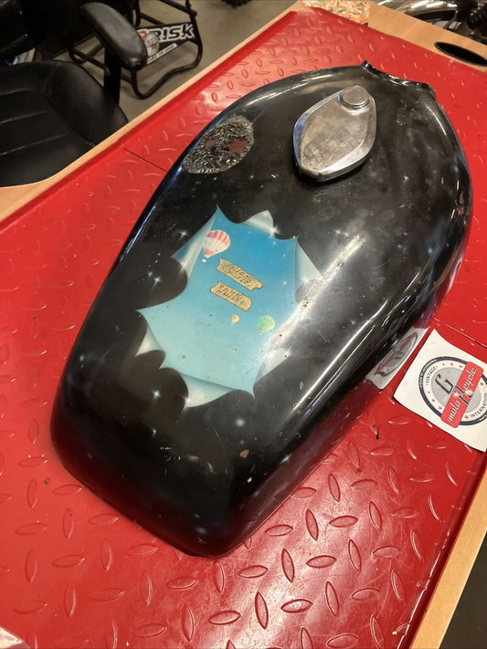 Kawasaki KZ650 1978 Fuel tank gas petrol reservoir 1977 1979