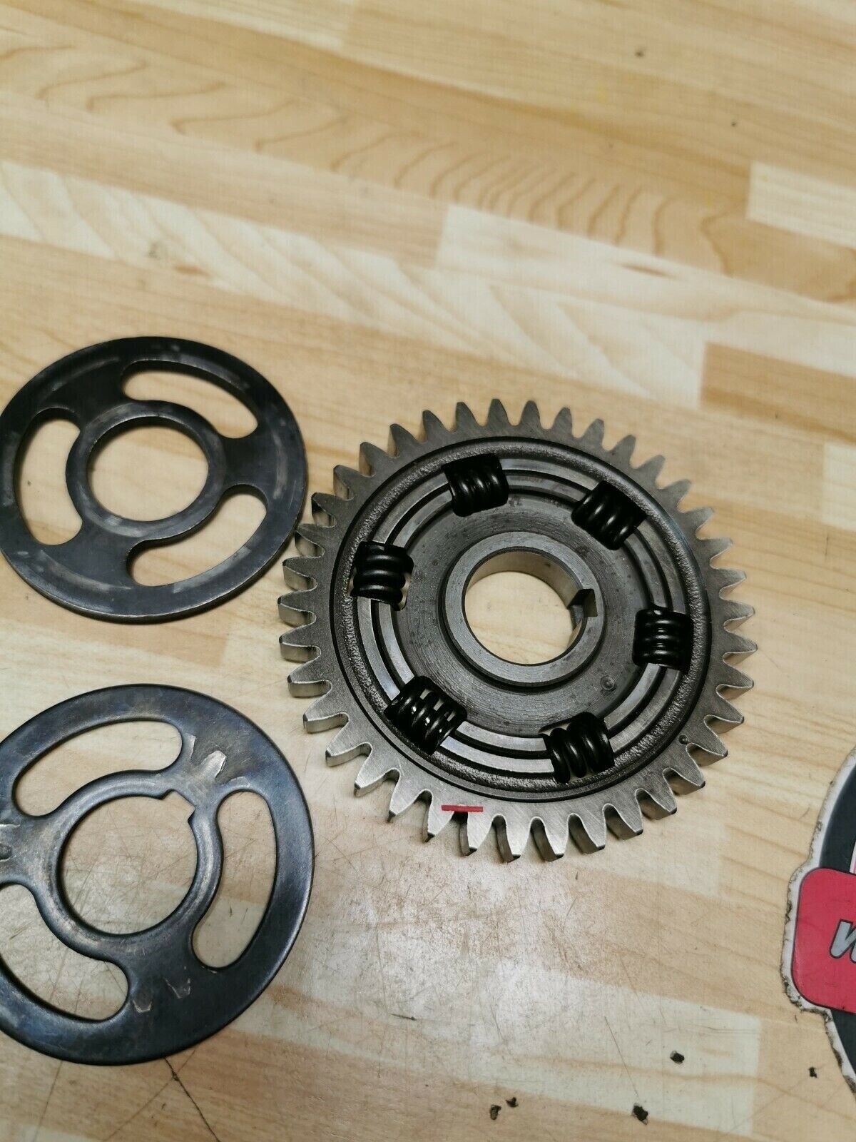 Yamaha TT225 1986 crankshaft drive gear 38T 1987 5H0-11536-00-00 90201-201E4-00