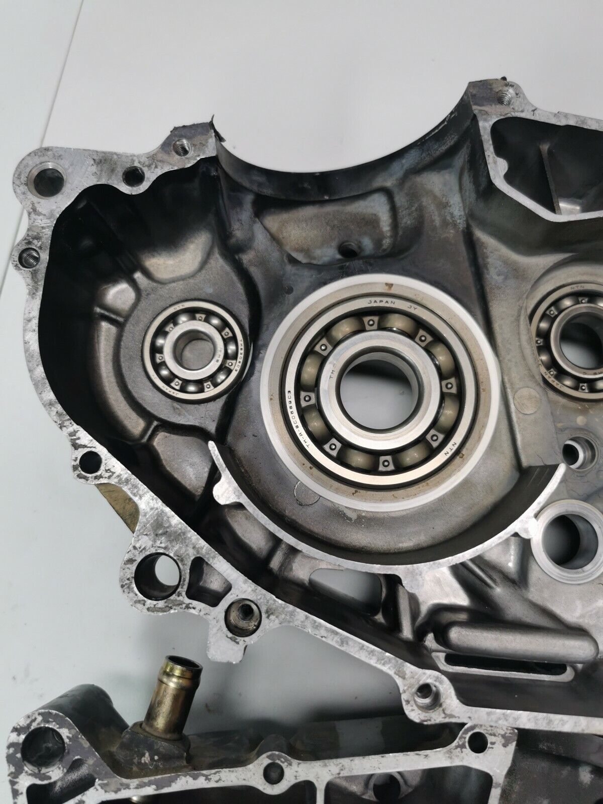 Honda XR350R 1983 crankcase crank case left right 11200-KF0-000 XL350R 84 85 2